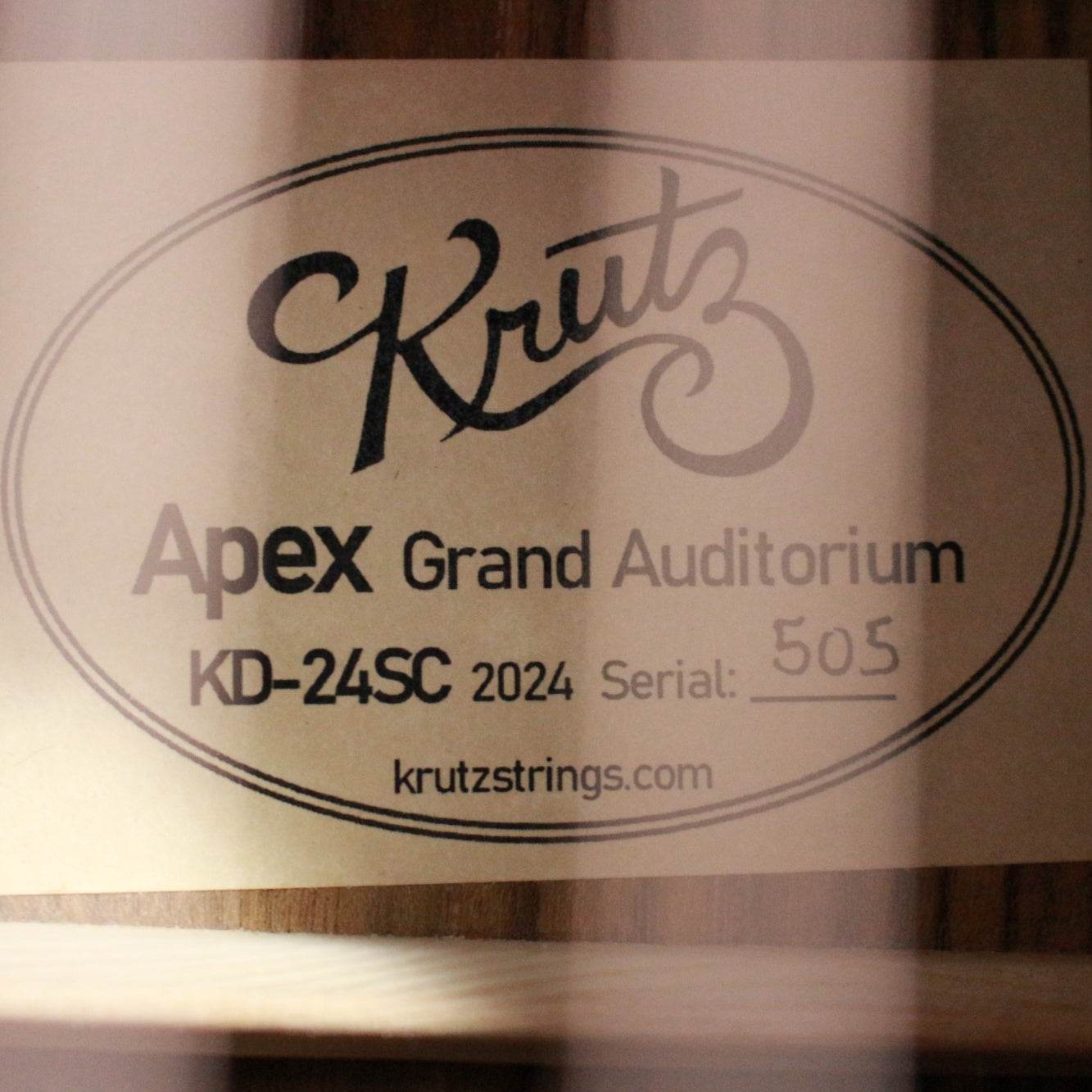 Krutz KD24SC APEX Grand Auditorium Acoustic Guitar w/ Padded Bag - Ray's Midbell Music