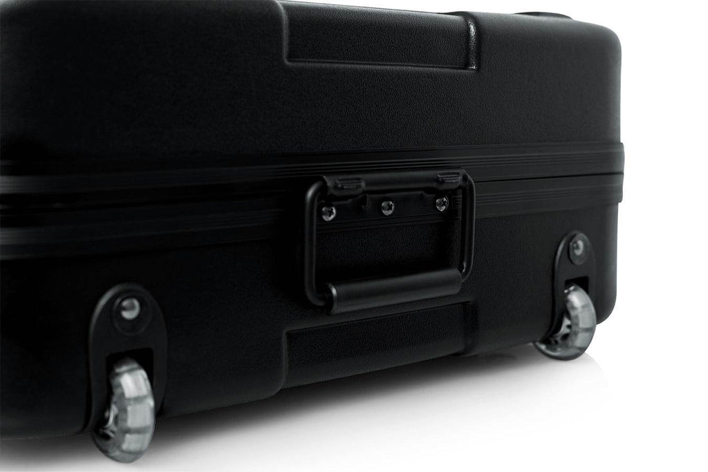 GATOR CASES GTSAKEY88SLXL TSA Series ATA Molded Keyboard Case w/ Wheels for Slim Extra Long 88-note Keyboards - Ray's Midbell Music