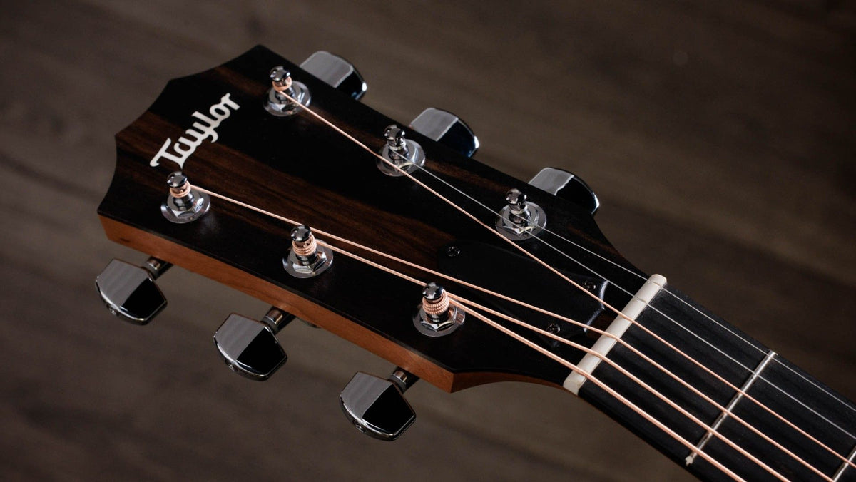 Taylor 114CE 100 Series Grand Auditorium Cutaway A/E Guitar (Natural, Sapele Back & Sides)