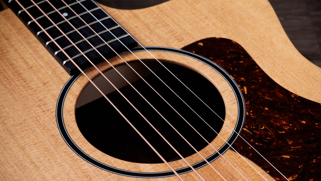 Taylor 14CE Grand Auditorium Single Cut A/E Guitar (Solid Spruce Top)