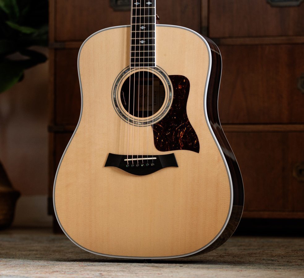 Taylor LEGACY 810E Legacy 800 Series Dreadnought A/E Guitar (Natural)