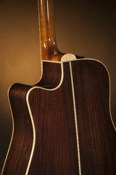 Takamine JTAKP7DC Pro Series All Solid Dread A/E Guitar (Natural)