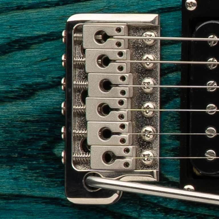 PRS 115392IB SE Swamp Ash Special Double Cut Electric Guitar ( Iri Blue ) - Ray's Midbell Music