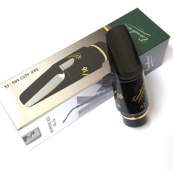 VANDOREN V16 SM811S+ A5S+ Alto Saxophone Mouthpiece; Small Chamber